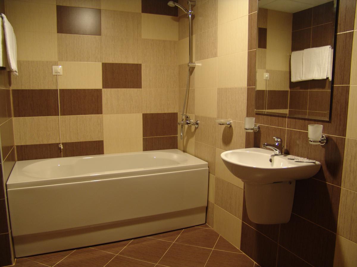 Hotel Lovecs Kültér fotó