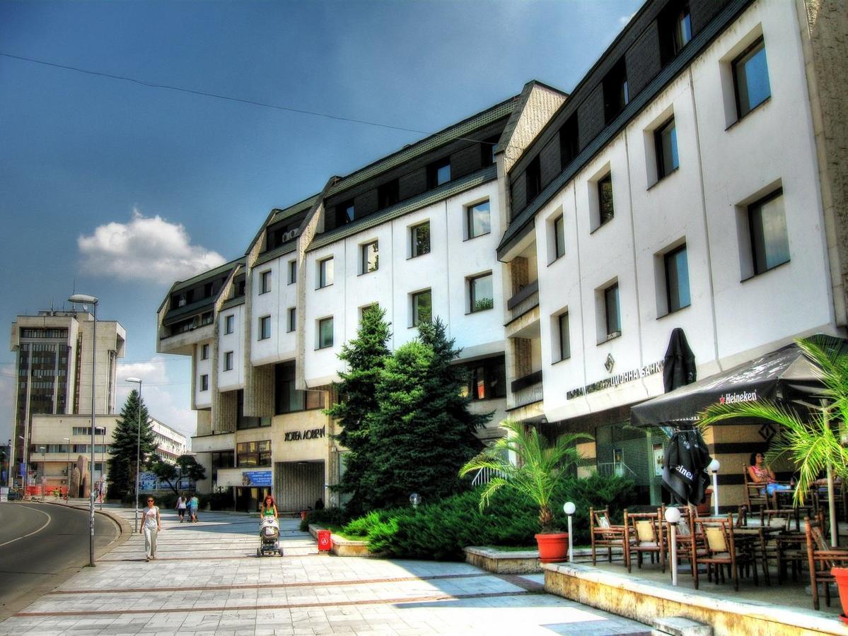 Hotel Lovecs Kültér fotó