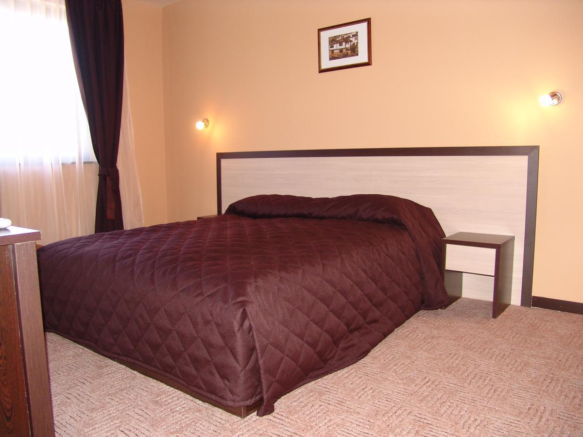 Hotel Lovecs Kültér fotó